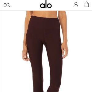 Alo Leggings
